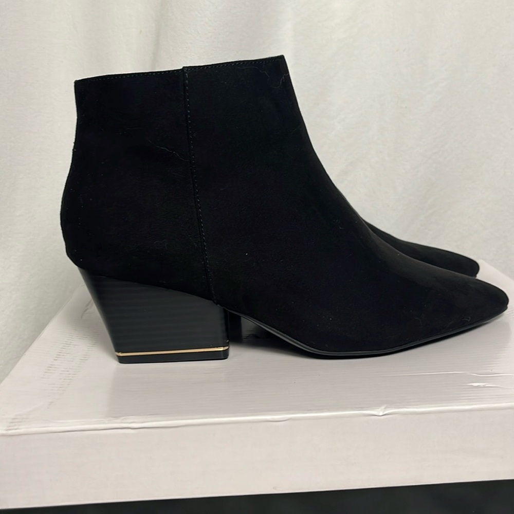 NWT NIB Alfani Step-Flex Pointy toed booties 9 1/2 Black “Armen AF”
